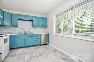 2244 English Dr, Charlotte, NC 28216 - Photo 6