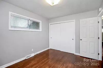 2244 English Drive, Charlotte, NC 28216 - Photo 18