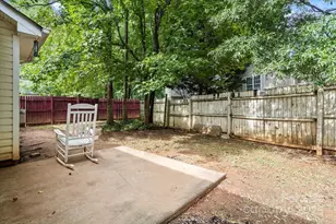 7337 Rosehall Dr, Charlotte, NC 28227 - Photo 28