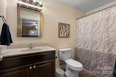 4340 N Center Street #601, Hickory, NC 28601 - Photo 16