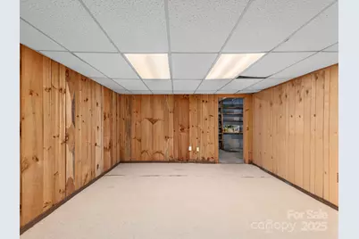 1001 Greenville Highway, Hendersonville, NC 28739 - Photo 8