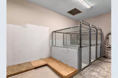 1001 Greenville Highway, Hendersonville, NC 28739 - Photo 14