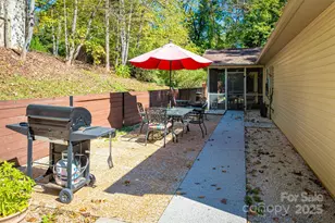 187 Yancey Rd, Marion, NC 28752 - Photo 10