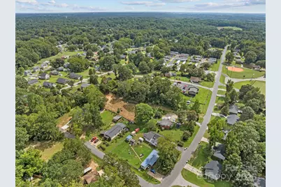 621 Pleasant Avenue, Kannapolis, NC 28081 - Photo 4
