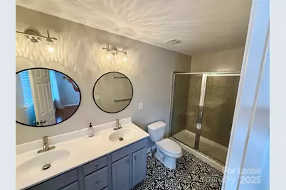 237 N Irwin Avenue, Charlotte, NC 28202 - Photo 12