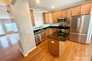 237 N Irwin Ave, Charlotte, NC 28202 - Photo 6
