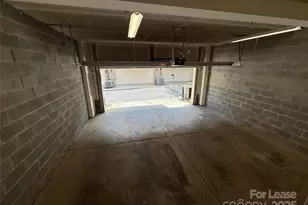 237 N Irwin Ave, Charlotte, NC 28202 - Photo 18