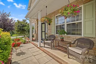 2 Breyerton Ct, Asheville, NC 28804 - Photo 4