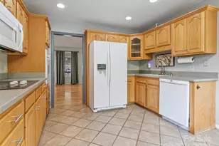 300 Dogwood Ln, Burnsville, NC 28714 - Photo 12