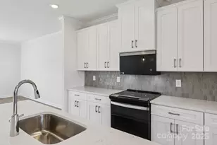 135 Kona Ln, Fort Mill, SC 29708 - Photo 8