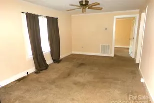 306 Dunlap St, Albemarle, NC 28001 - Photo 6