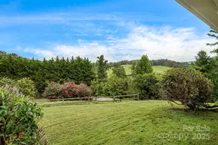 90 Kentwood Dr, Weaverville, NC 28787 - Photo 28