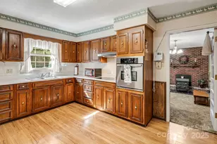 90 Kentwood Dr, Weaverville, NC 28787 - Photo 8