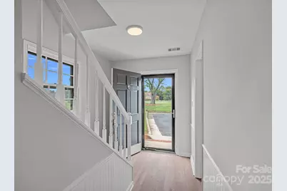 8414 Knights Bridge Road, Charlotte, NC 28210 - Photo 10