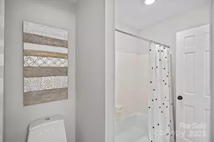 8414 Knights Bridge Rd, Charlotte, NC 28210 - Photo 14