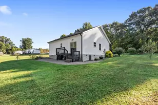 119 Con-Lee Dr, Olin, NC 28660 - Photo 10