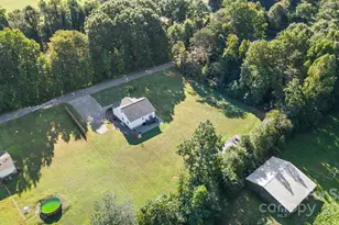 119 Con-Lee Dr, Olin, NC 28660 - Photo 36