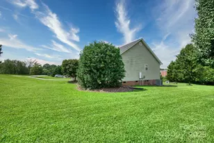 111 Summey Barker Dr, Dallas, NC 28034 - Photo 28