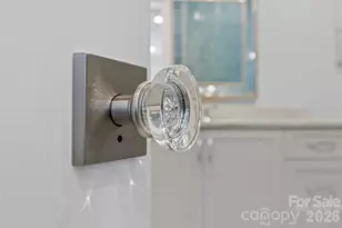 1500 Queens Rd, Charlotte, NC 28207 - Photo 16