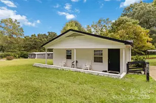 106 Robinson Ave, Mount Holly, NC 28120 - Photo 1