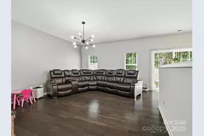 9333 Grand Valley Drive, Charlotte, NC 28213 - Photo 10