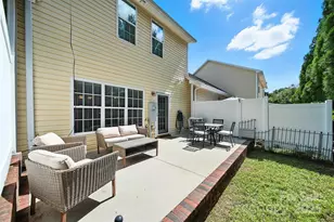 1995 Talbot Ln, Hickory, NC 28602 - Photo 26