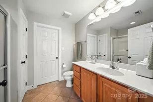 1995 Talbot Ln, Hickory, NC 28602 - Photo 18