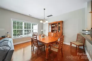 1995 Talbot Ln, Hickory, NC 28602 - Photo 12