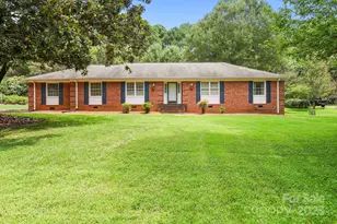 255 Quail Dr, Salisbury, NC 28147 - Photo 2