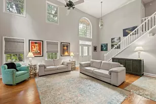 314 Sweetwater Hills Dr, Hendersonville, NC 28791 - Photo 6