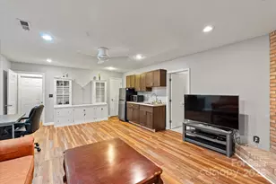 314 Sweetwater Hills Dr, Hendersonville, NC 28791 - Photo 32