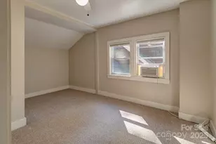 54 Spooks Branch Rd, Asheville, NC 28804 - Photo 26