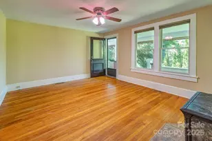 54 Spooks Branch Rd, Asheville, NC 28804 - Photo 4