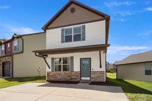 84 Cardwell Ln, Fletcher, NC 28732 - Photo 2