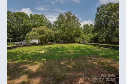 4735 Elder Avenue, Charlotte, NC 28205 - Photo 10