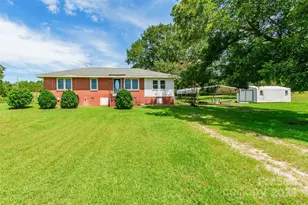 3505 Valley Dr, Chester, SC 29706 - Photo 1