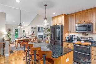 105 Deer Glade Ln, Waynesville, NC 28786 - Photo 16