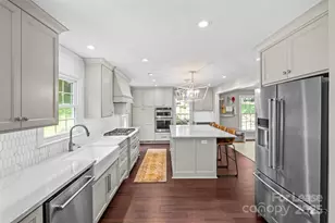 2544 Ainsdale Rd, Charlotte, NC 28226 - Photo 16