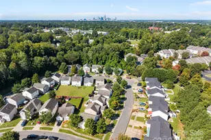 4324 Eaves Ln, Charlotte, NC 28215 - Photo 26