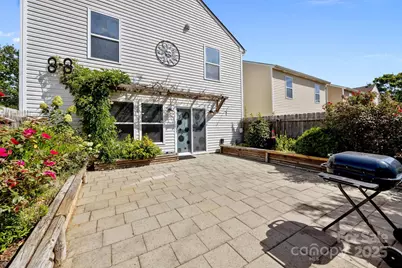 4324 Eaves Lane, Charlotte, NC 28215 - Photo 14