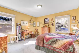 75 S Black Oak Dr, Asheville, NC 28804 - Photo 22