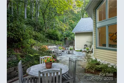 52 Robinhood Road, Asheville, NC 28804 - Photo 16