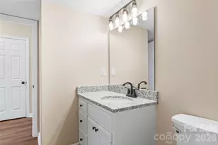 1635 20th Ave Ct NE, Hickory, NC 28601 - Photo 8