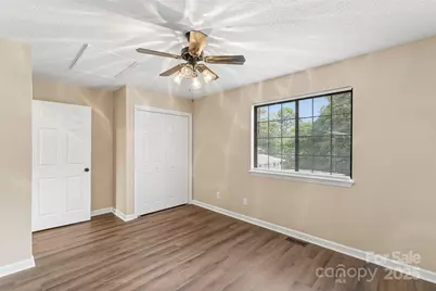 1635 20th Avenue Court NE, Hickory, NC 28601 - Photo 18