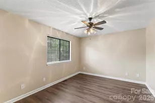 1635 20th Ave Ct NE, Hickory, NC 28601 - Photo 16