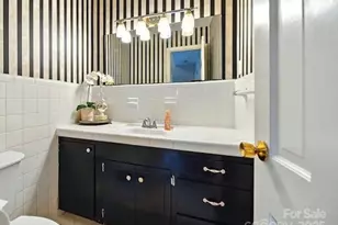 1110 Dumbarton Rd, Gastonia, NC 28054 - Photo 16