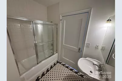 515 N Church Street #303, Charlotte, NC 28202 - Photo 8
