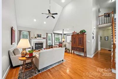 510 7th Street NE, Conover, NC 28613 - Photo 2