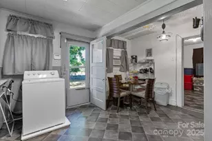 114 Norwood Dr, Charlotte, NC 28208 - Photo 10