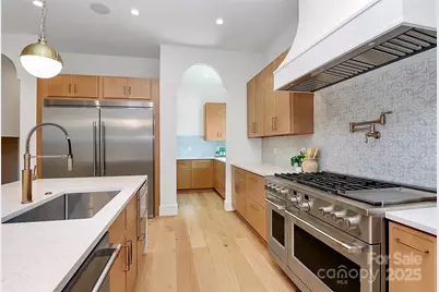 2209 Norcross Place, Charlotte, NC 28205 - Photo 20